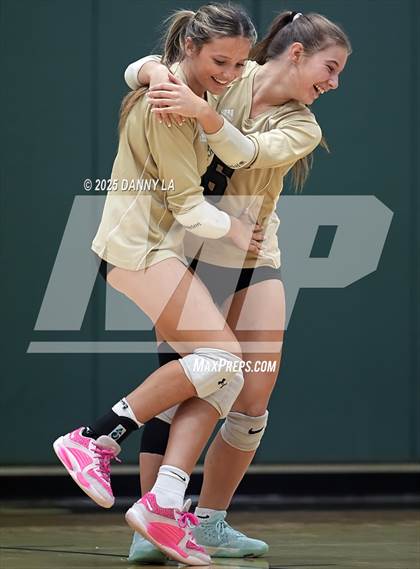 Thumbnail 1 in JV: Washington-Liberty @ Langley photogallery.