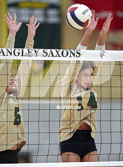 Thumbnail 2 in JV: Washington-Liberty @ Langley photogallery.