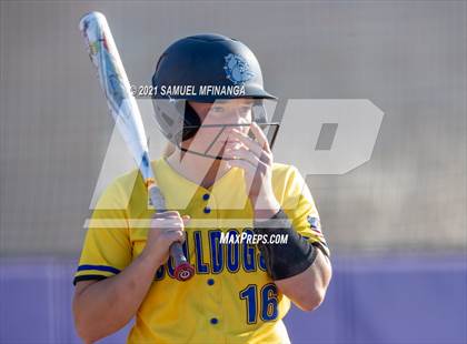 Thumbnail 2 in Millard West vs. North Platte photogallery.