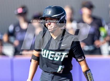 Thumbnail 3 in Millard West vs. North Platte photogallery.