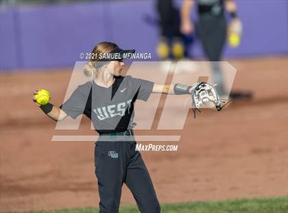 Thumbnail 1 in Millard West vs. North Platte photogallery.