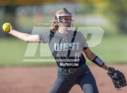 Thumbnail 1 in Millard West vs. North Platte photogallery.