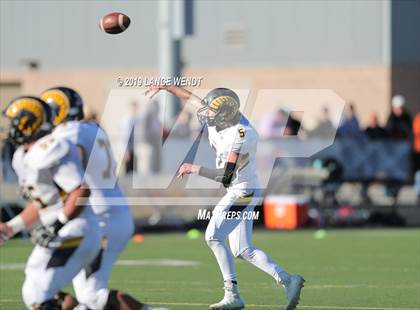 Thumbnail 1 in Green Mountain vs. Mead (CHSAA 3A Round 2) photogallery.