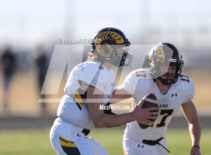 Thumbnail 3 in Green Mountain vs. Mead (CHSAA 3A Round 2) photogallery.