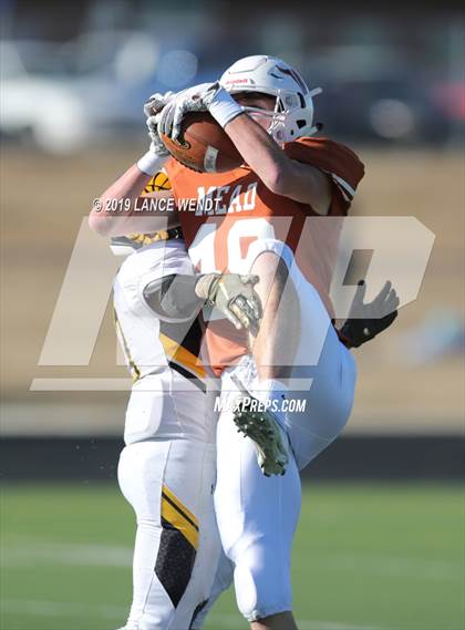 Thumbnail 3 in Green Mountain vs. Mead (CHSAA 3A Round 2) photogallery.