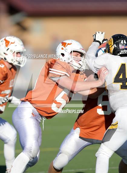 Thumbnail 3 in Green Mountain vs. Mead (CHSAA 3A Round 2) photogallery.
