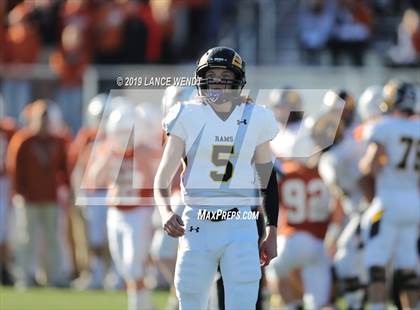 Thumbnail 2 in Green Mountain vs. Mead (CHSAA 3A Round 2) photogallery.