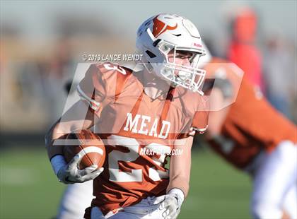 Thumbnail 3 in Green Mountain vs. Mead (CHSAA 3A Round 2) photogallery.