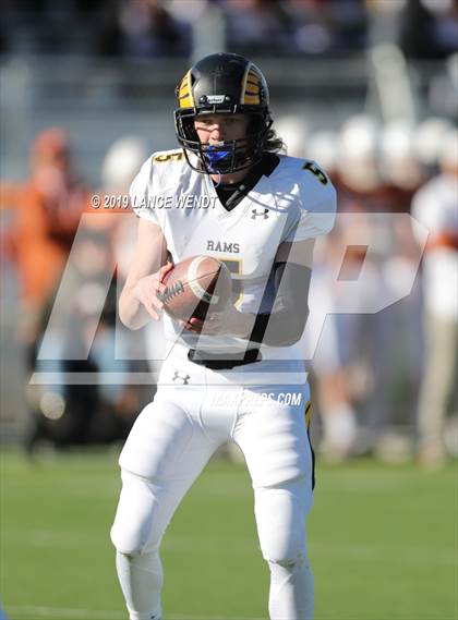 Thumbnail 2 in Green Mountain vs. Mead (CHSAA 3A Round 2) photogallery.