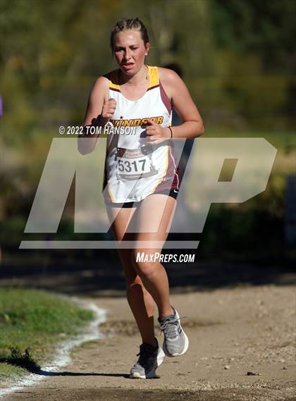 Thumbnail 3 in Longs Peak Invitational photogallery.