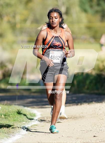 Thumbnail 2 in Longs Peak Invitational photogallery.