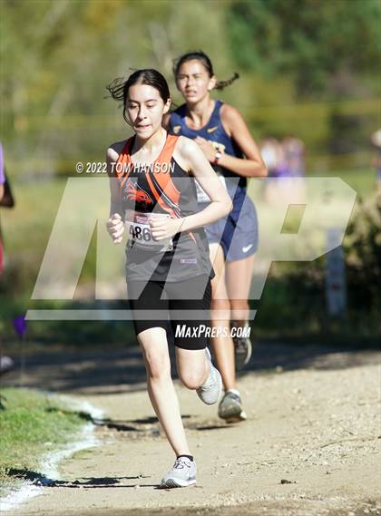 Thumbnail 3 in Longs Peak Invitational photogallery.
