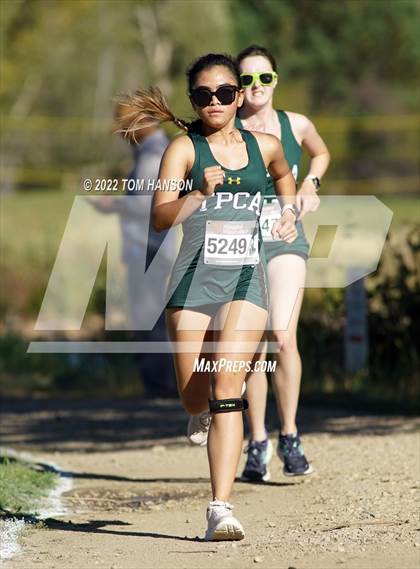 Thumbnail 1 in Longs Peak Invitational photogallery.