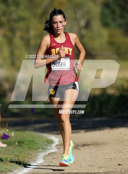 Thumbnail 3 in Longs Peak Invitational photogallery.