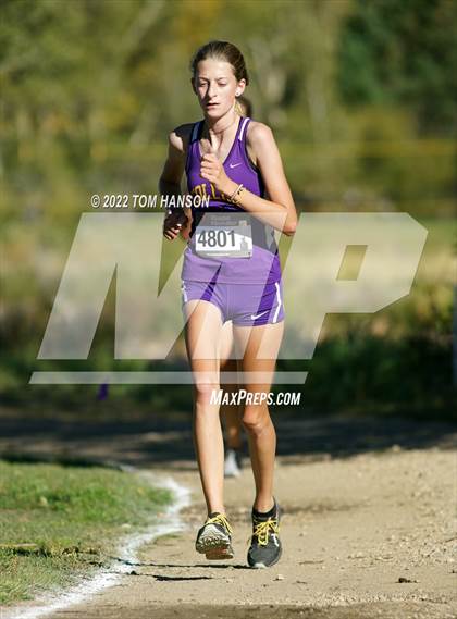 Thumbnail 3 in Longs Peak Invitational photogallery.
