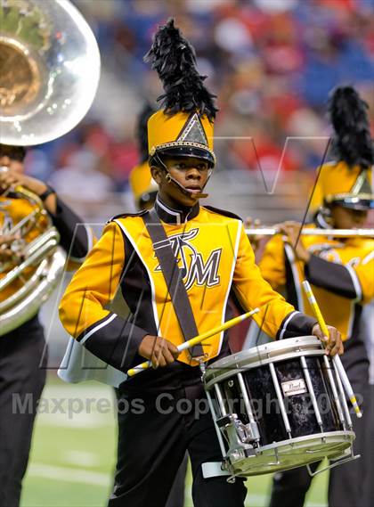 Thumbnail 2 in Manor vs. Fort Bend Marshall  (UIL 4A Division 2 Quarterfinal Playoff) photogallery.
