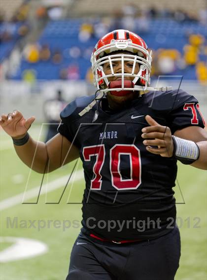Thumbnail 3 in Manor vs. Fort Bend Marshall  (UIL 4A Division 2 Quarterfinal Playoff) photogallery.
