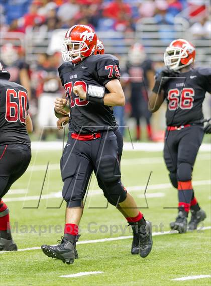 Thumbnail 2 in Manor vs. Fort Bend Marshall  (UIL 4A Division 2 Quarterfinal Playoff) photogallery.