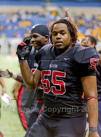 Thumbnail 2 in Manor vs. Fort Bend Marshall  (UIL 4A Division 2 Quarterfinal Playoff) photogallery.