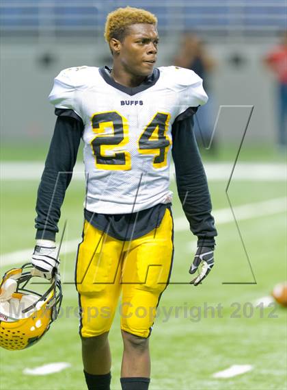 Thumbnail 3 in Manor vs. Fort Bend Marshall  (UIL 4A Division 2 Quarterfinal Playoff) photogallery.