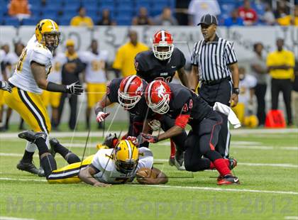 Thumbnail 1 in Manor vs. Fort Bend Marshall  (UIL 4A Division 2 Quarterfinal Playoff) photogallery.