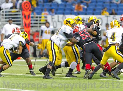 Thumbnail 2 in Manor vs. Fort Bend Marshall  (UIL 4A Division 2 Quarterfinal Playoff) photogallery.