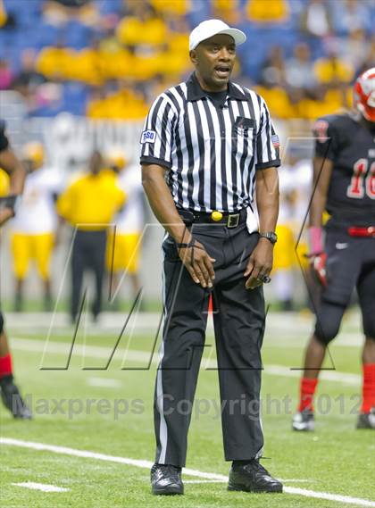 Thumbnail 3 in Manor vs. Fort Bend Marshall  (UIL 4A Division 2 Quarterfinal Playoff) photogallery.