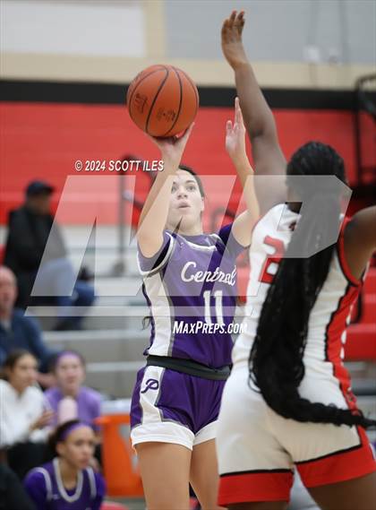 Thumbnail 3 in Pickerington Central @ Groveport-Madison photogallery.