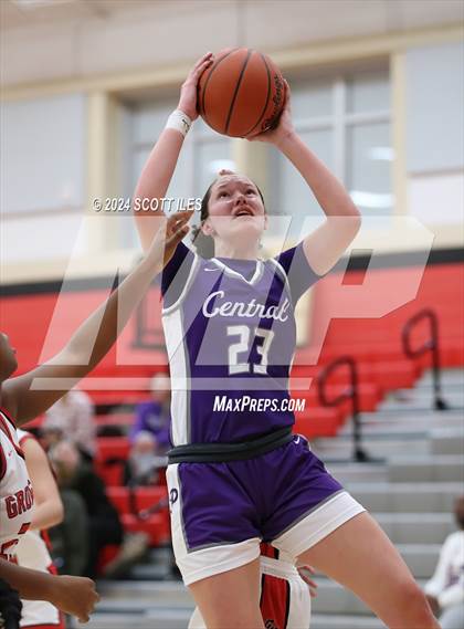 Thumbnail 2 in Pickerington Central @ Groveport-Madison photogallery.