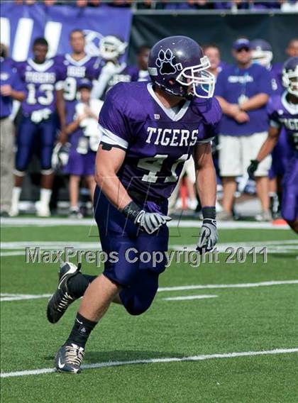 Thumbnail 3 in Oscar Smith vs. Pickerington Central (Kirk Herbstreit National Kickoff Classic) photogallery.