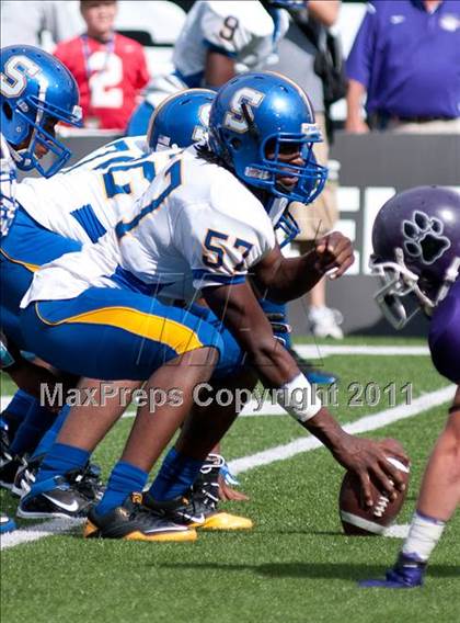 Thumbnail 1 in Oscar Smith vs. Pickerington Central (Kirk Herbstreit National Kickoff Classic) photogallery.