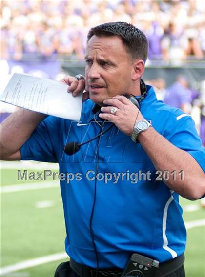 Thumbnail 2 in Oscar Smith vs. Pickerington Central (Kirk Herbstreit National Kickoff Classic) photogallery.