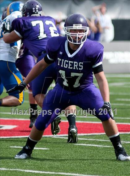 Thumbnail 2 in Oscar Smith vs. Pickerington Central (Kirk Herbstreit National Kickoff Classic) photogallery.
