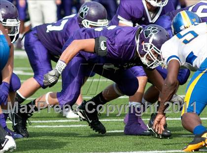 Thumbnail 2 in Oscar Smith vs. Pickerington Central (Kirk Herbstreit National Kickoff Classic) photogallery.