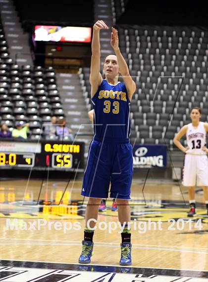 Thumbnail 3 in Manhattan vs South  (KSHSAA 6A Third Place) photogallery.