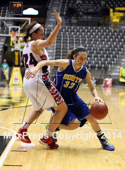 Thumbnail 3 in Manhattan vs South  (KSHSAA 6A Third Place) photogallery.