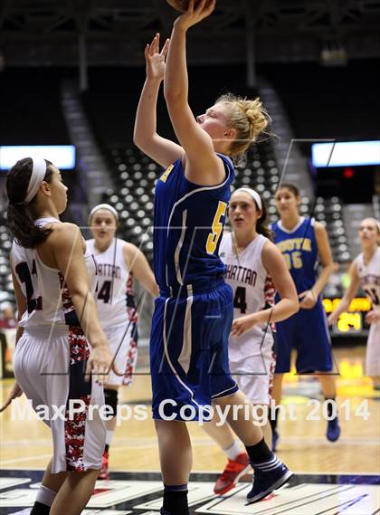 Thumbnail 2 in Manhattan vs South  (KSHSAA 6A Third Place) photogallery.