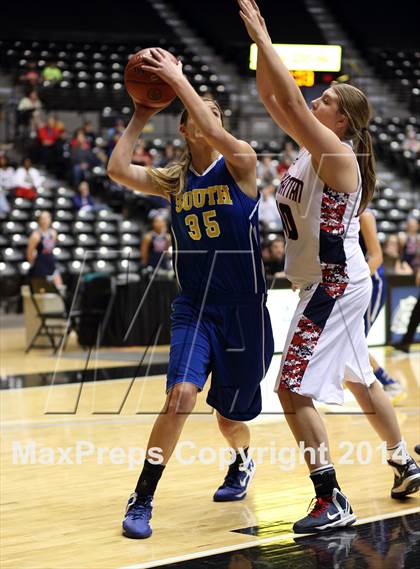 Thumbnail 1 in Manhattan vs South  (KSHSAA 6A Third Place) photogallery.