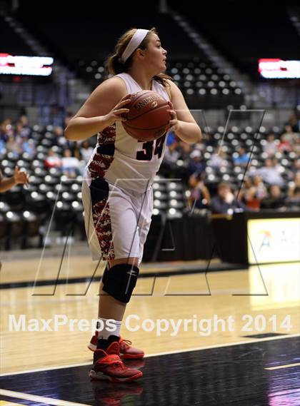 Thumbnail 3 in Manhattan vs South  (KSHSAA 6A Third Place) photogallery.