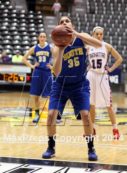 Thumbnail 3 in Manhattan vs South  (KSHSAA 6A Third Place) photogallery.
