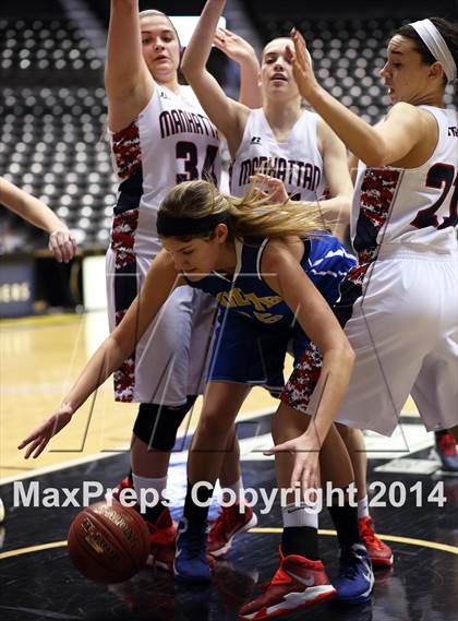 Thumbnail 1 in Manhattan vs South  (KSHSAA 6A Third Place) photogallery.