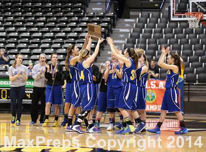 Thumbnail 1 in Manhattan vs South  (KSHSAA 6A Third Place) photogallery.