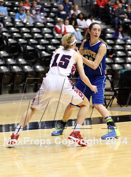 Thumbnail 2 in Manhattan vs South  (KSHSAA 6A Third Place) photogallery.