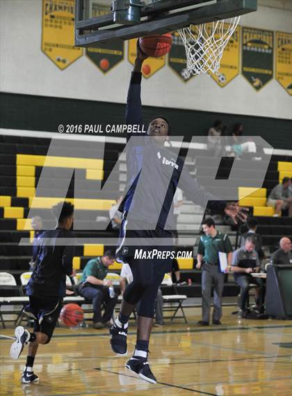 Thumbnail 3 in Horizon vs La Jolla (Horizon Holiday Hoops) photogallery.