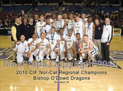Thumbnail 2 in Sacramento vs. Bishop O'Dowd (CIF NorCal D3 Final) photogallery.