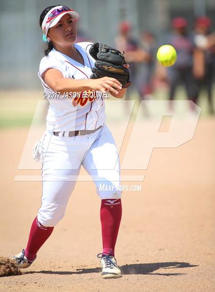 Thumbnail 3 in Wilson vs. Santa Paula (CIF SS D6 Playoff) photogallery.