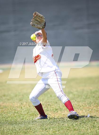 Thumbnail 2 in Wilson vs. Santa Paula (CIF SS D6 Playoff) photogallery.