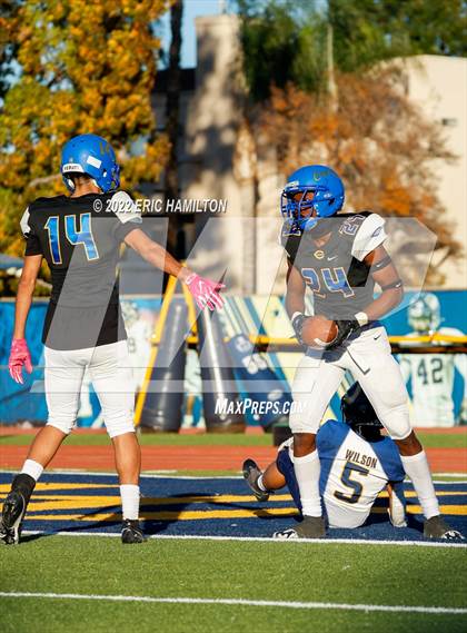 Thumbnail 2 in Crenshaw vs. Wilson (CIF SS D3 Championship) photogallery.