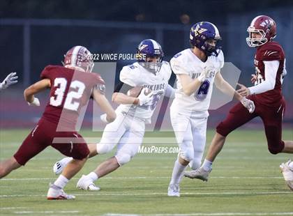 Thumbnail 3 in North Kitsap vs. WF West (WIAA 2A Semi Final) photogallery.