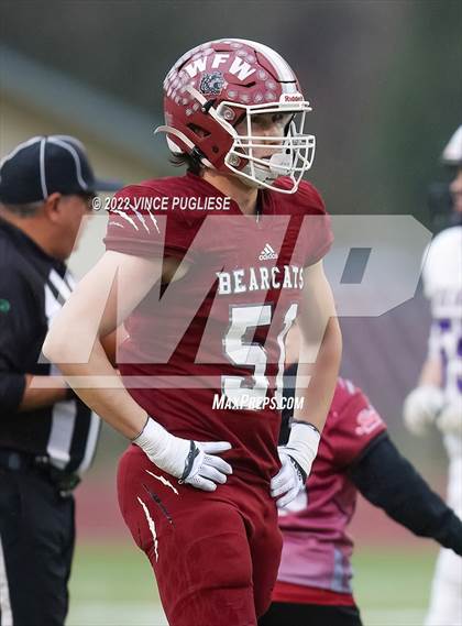 Thumbnail 3 in North Kitsap vs. WF West (WIAA 2A Semi Final) photogallery.